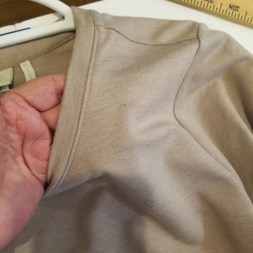 LOGO Lounge Lori Goldstein Women's XL Beige Pullover Button Lace Side Detail - Picture 6 of 9
